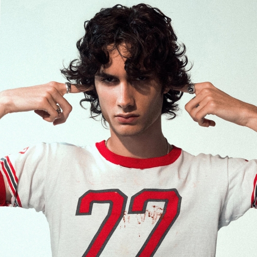 Video – Sombr tops charts with I Barely Know Her...