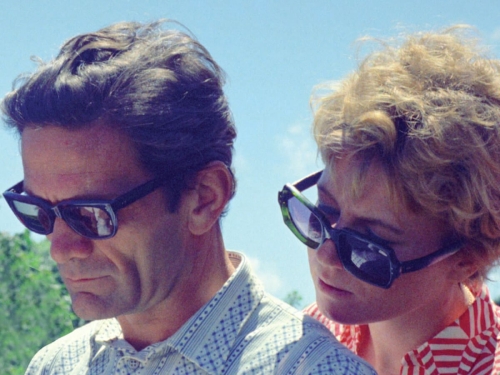 Premio Riccione per il Teatro. Il Cocoricò si tra...