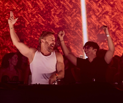 Live Video - David Guetta riparte da ''Together'', con Hypaton e il campione di Bonnie Tyler